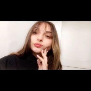 Meet your Posher, Eleni